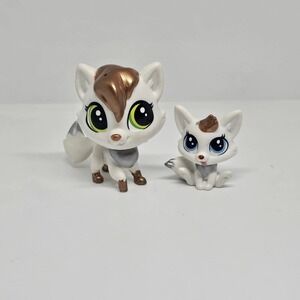 Hasbro Littlest Pet Shop LPS Lulu Foxley 45 and Reynard Foxley 46